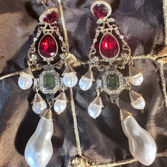 Victorian Earrings Baroque Renaissance Emerald Garnet Pearl Austrian Rococo Big - Picture 2 of 4